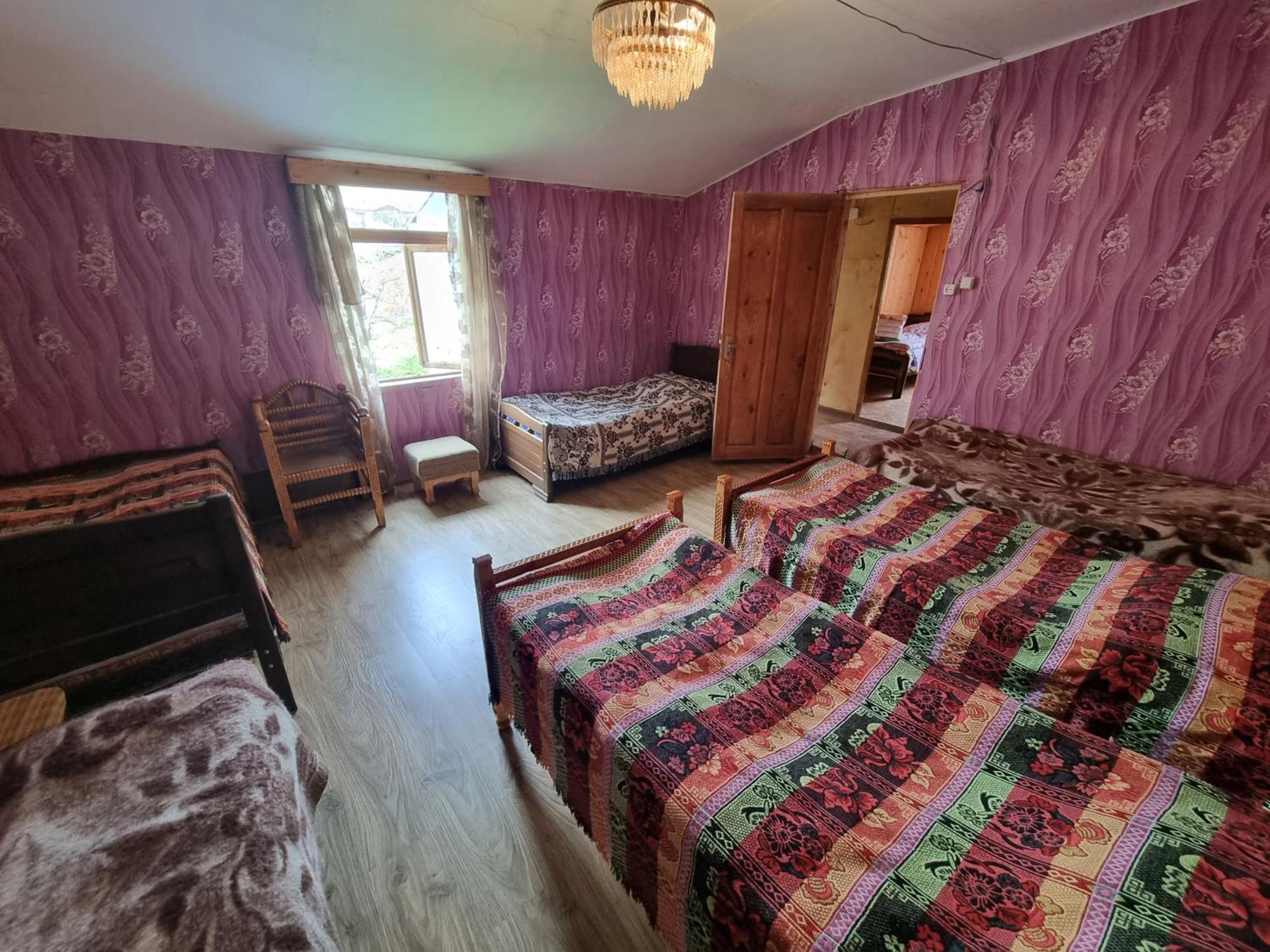 Guest House Buba Ушгули Екстериор снимка